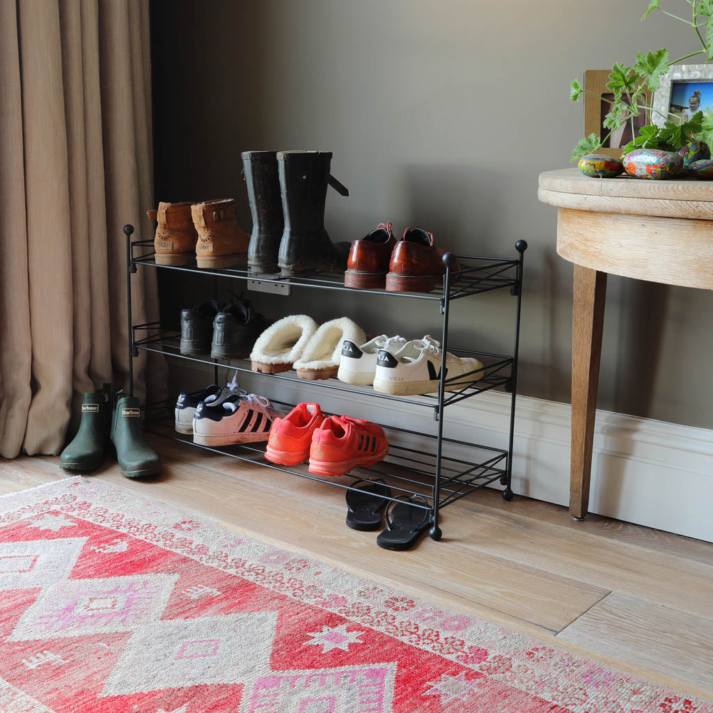 large-matt-black-shoerack