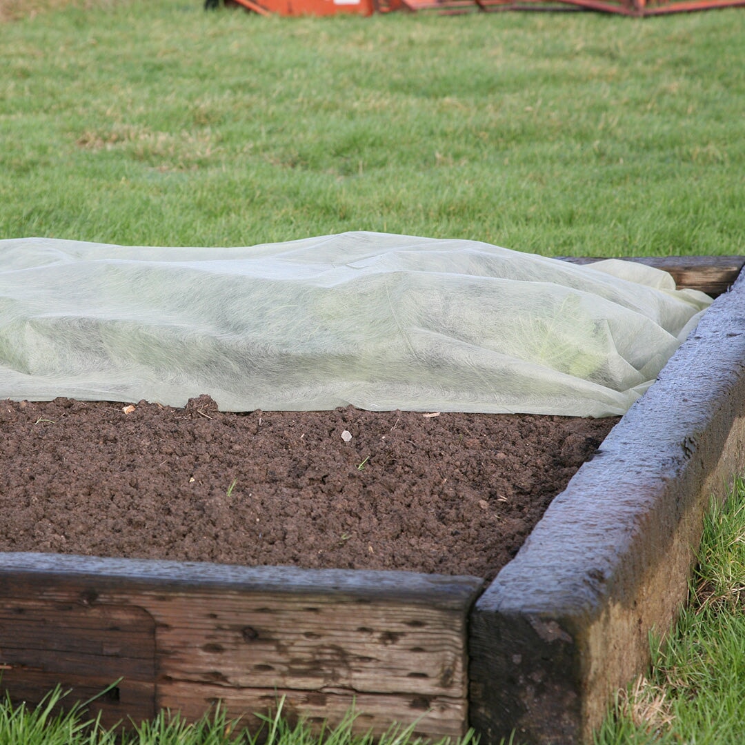 Eco Fleece Blanket 1.8m x 10m