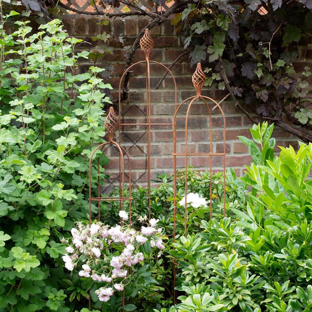 Elegance Obelisk in Rustic finish