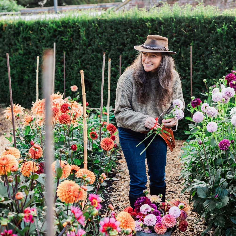 jenny-williams-in-the-garden