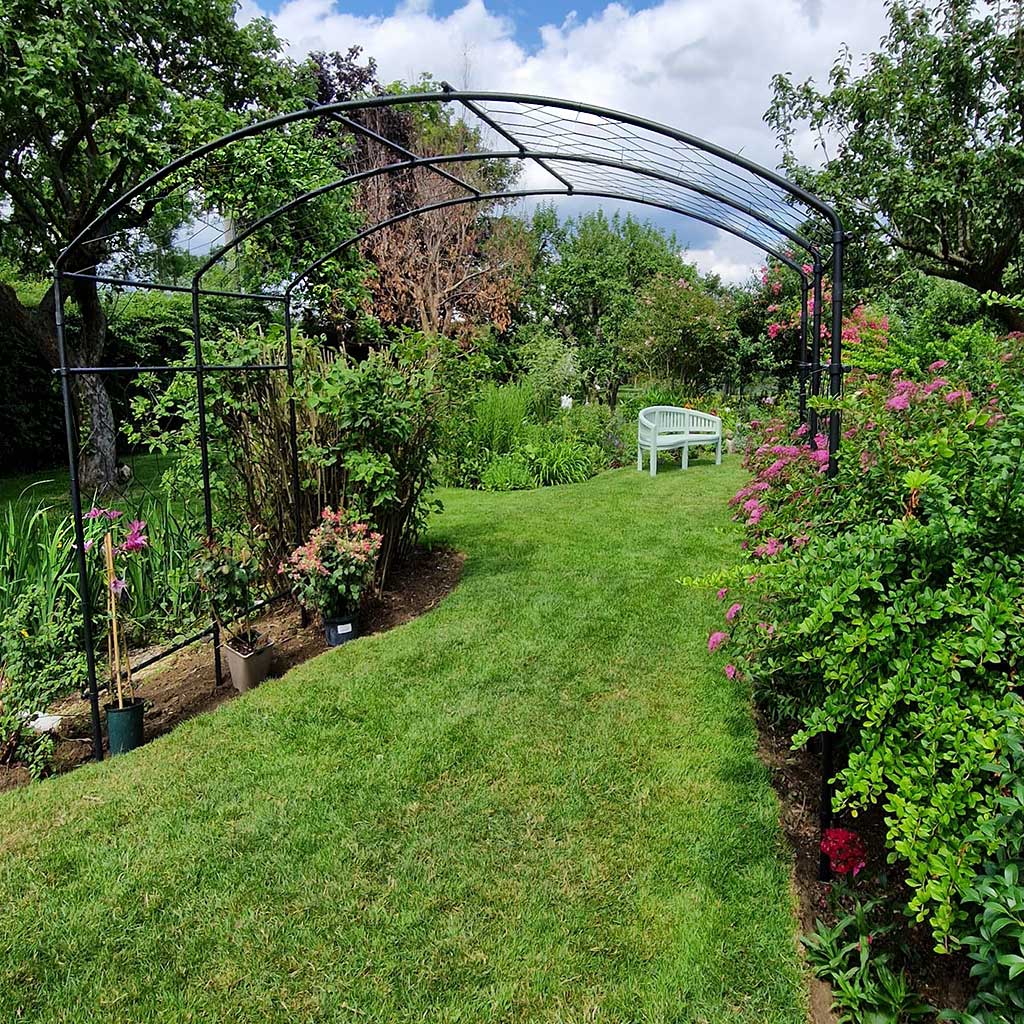 Monet Pergola With Lattice