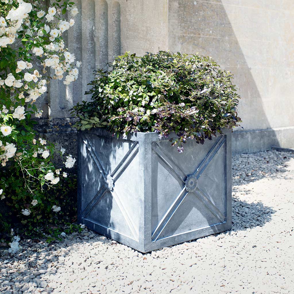 Regency Zinc Planter