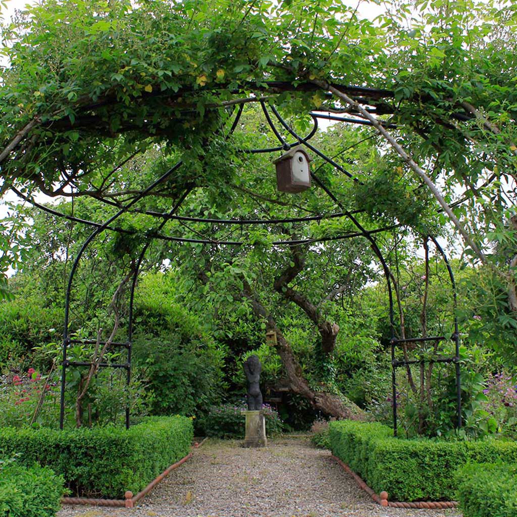 Gothic Gazebo-wide from isnisde-agriframes