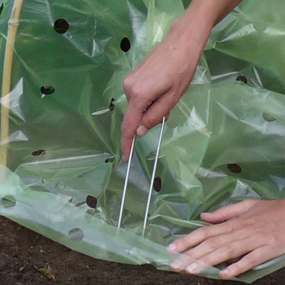 Metal U Pin example on green sheet 