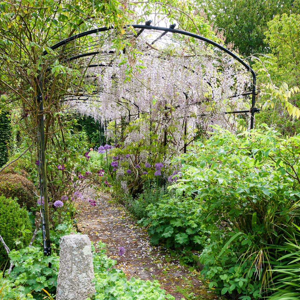 Monet Pergola