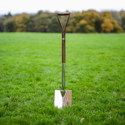 digging spade