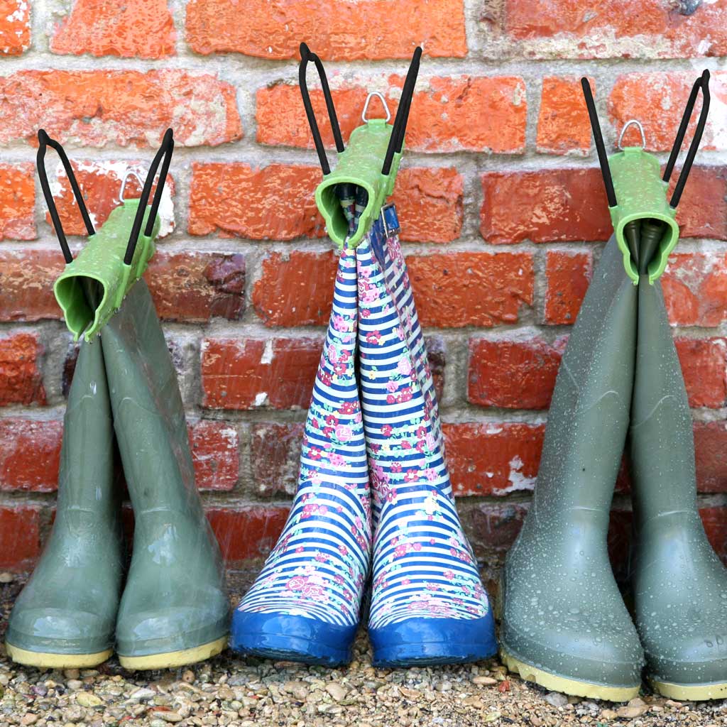 Boot clamp for wellies