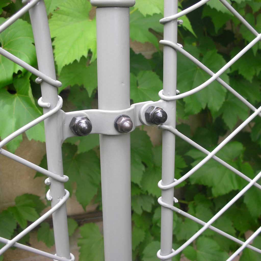 Closeup image of the join on the agriframes elegance gothic screens