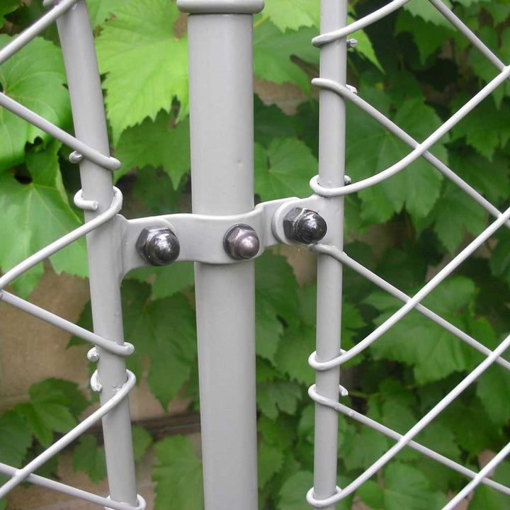 Closeup image of the join on the agriframes elegance gothic screens
