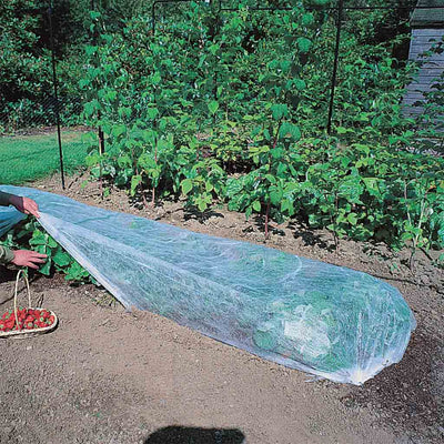 garden fleece protection example in use 