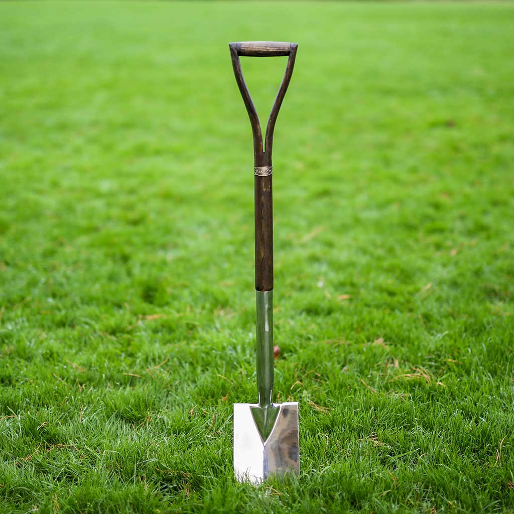 border spade