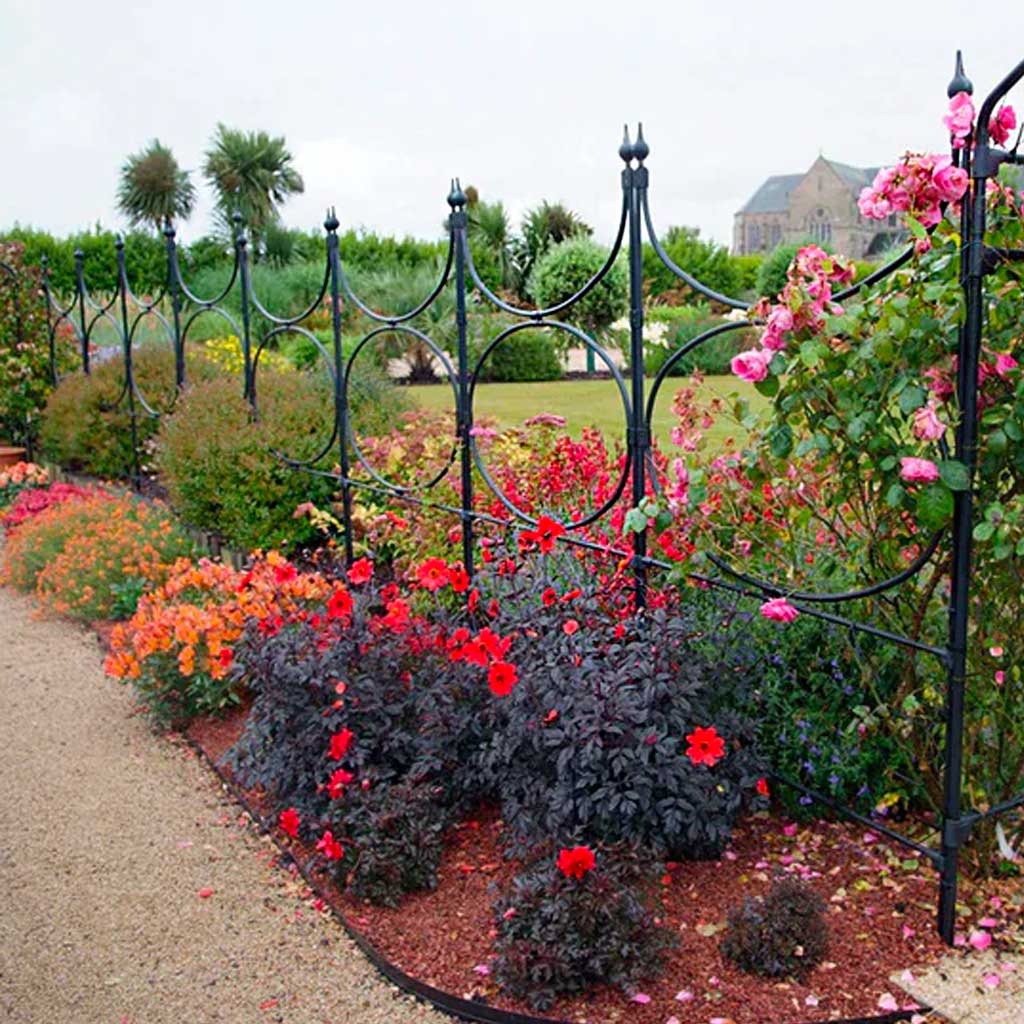 Oval Screen | Garden Screens | Agriframes