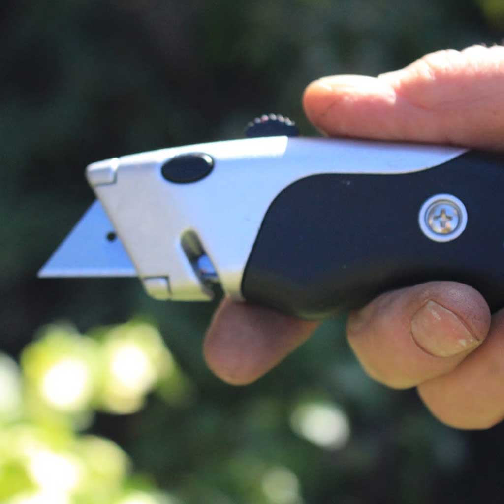 Retractable Knife