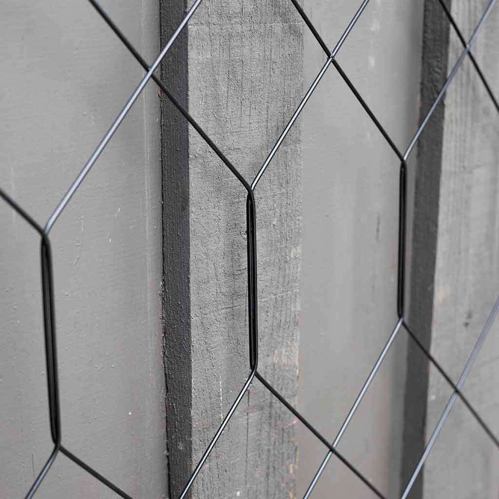 wall lattice trellis - gloss black